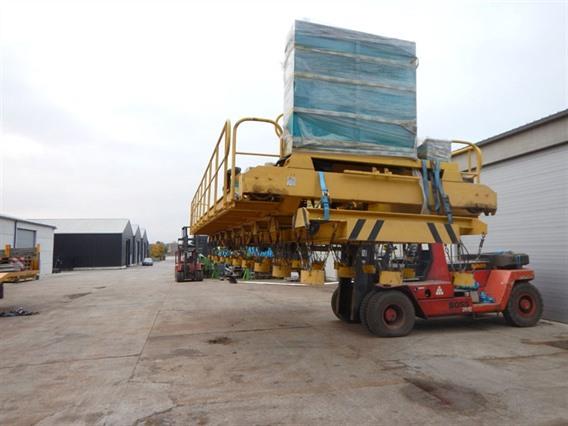 Fimec crane with magnetic plate hoist 15 ton