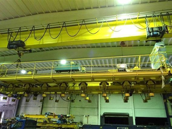 Fimec crane with magnetic plate hoist 15 ton x 12 500 mm