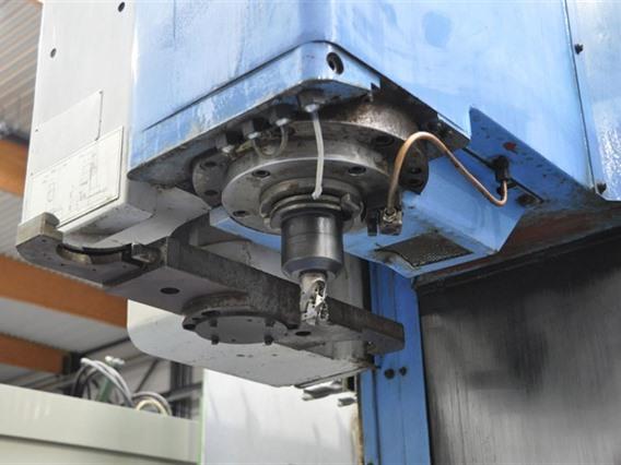 Mazak V-515/40 X: 1050 - Y: 510 - 560 mm CNC