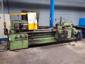 Tos SUS 63H Ø 655 x 2000 mm, Centre lathes