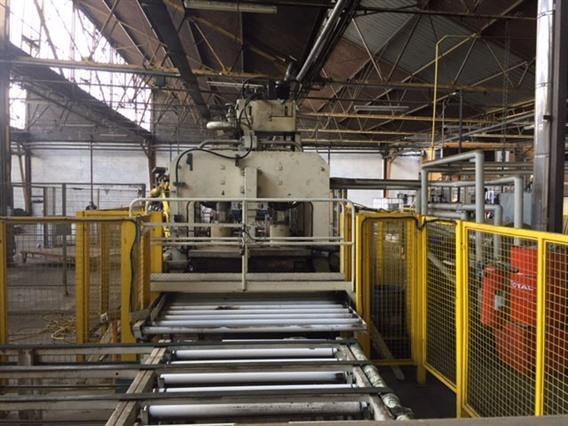 Siempelkamp panel press 470 ton